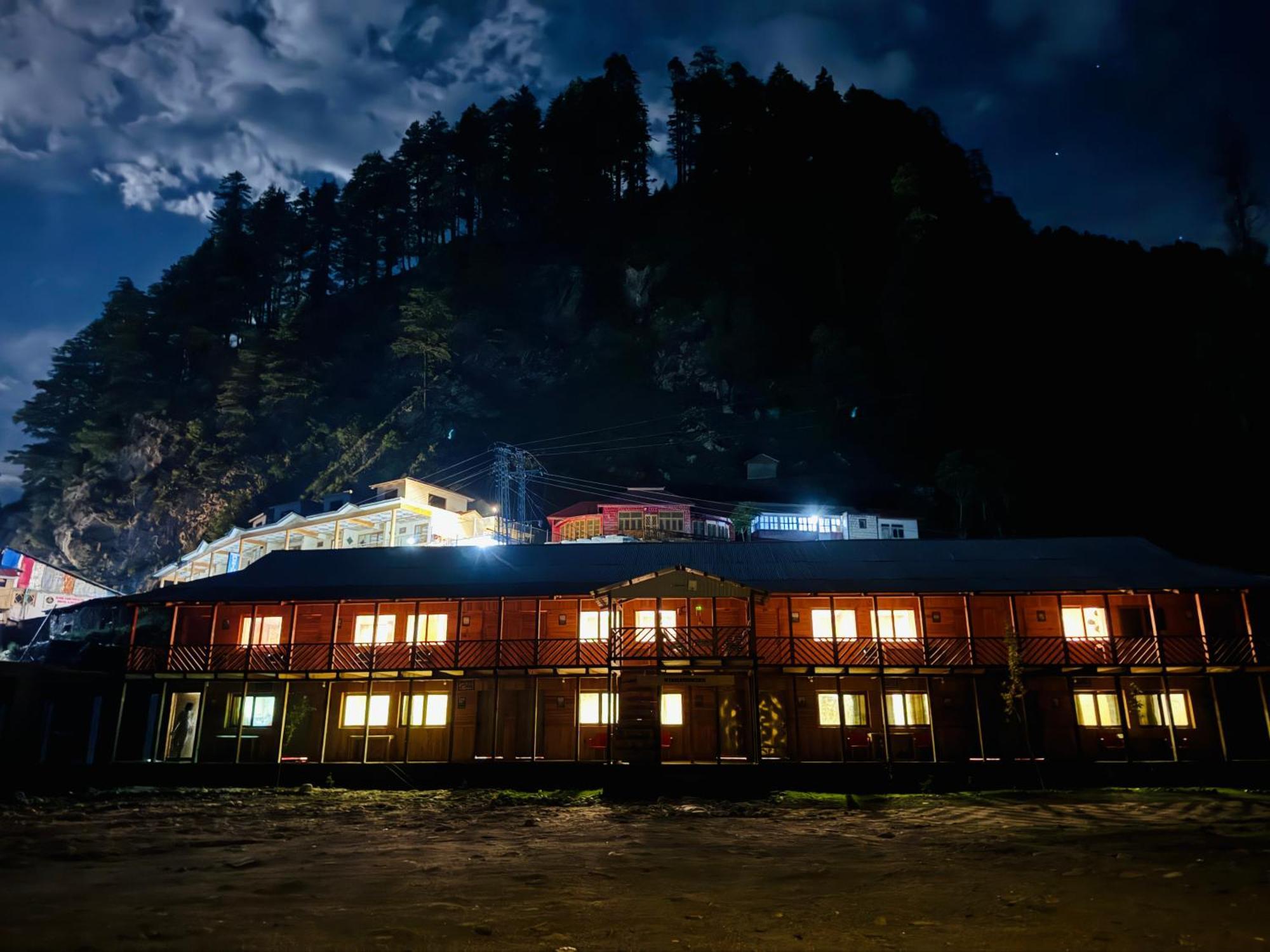 Wyndham Heritage Hotel & Resort Sharda Shardi Exterior photo